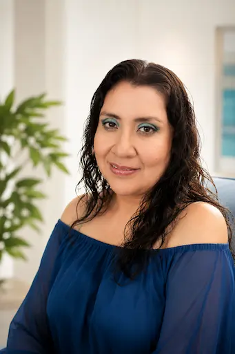 Elizabeth Navarro